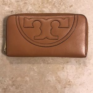 Tory Burch Wallet